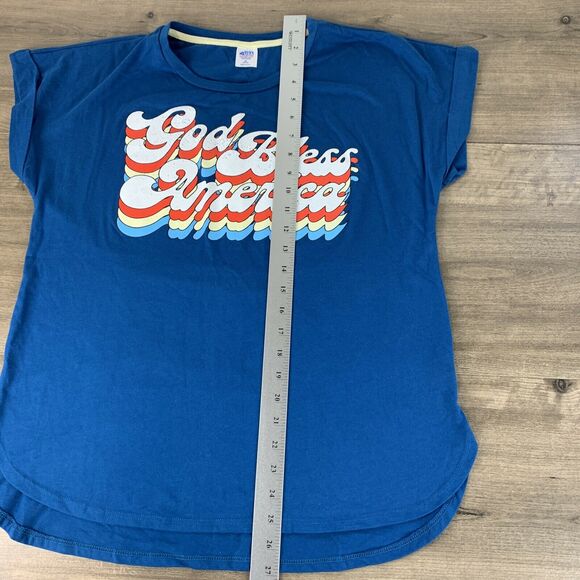 Womens T-Shirt Size Medium Blue God Bless America Graphic Shirt Made in the USA - Picture 5 of 9